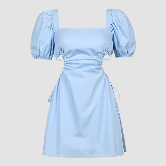 *SALE* Blue puff sleeve backless mini dress || Juicici || size small-medium - Picture 1 of 4
